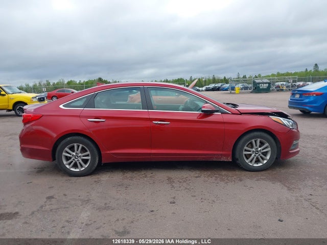 12618339 :رقم المزاد ، 5NPE24AF5FH029807 vin ، 2015 Hyundai Sonata Se مزاد بيع