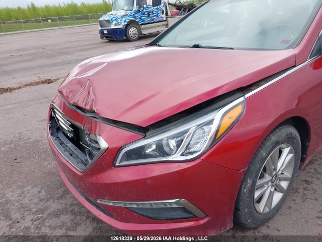 12618339 :رقم المزاد ، 5NPE24AF5FH029807 vin ، 2015 Hyundai Sonata Se مزاد بيع