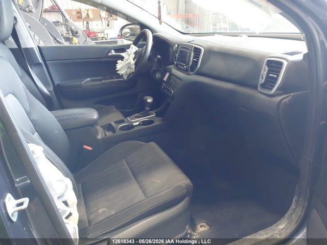 2018 Kia Sportage Lx მანქანა იყიდება აუქციონზე, vin: KNDPM3AC9J7479394, აუქციონის ნომერი: 12618343