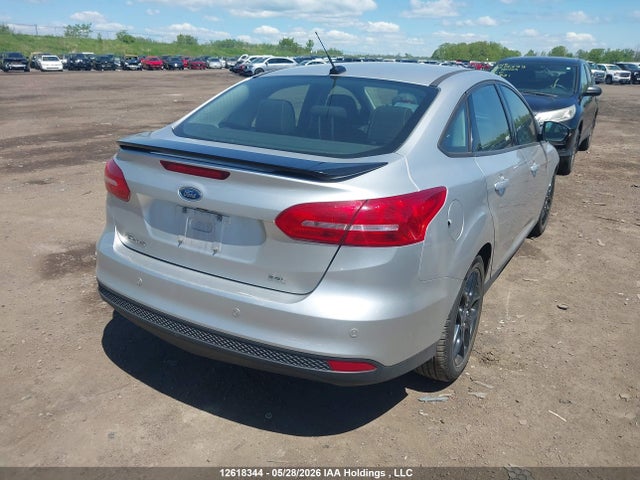 Ford FOCUS SEL 2017 1FADP3H25HL233814 Image 4