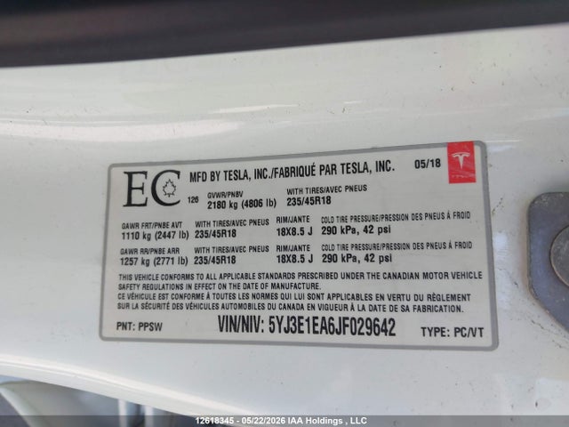 Tesla MODEL 3 2018 5YJ3E1EA6JF029642 Image 9