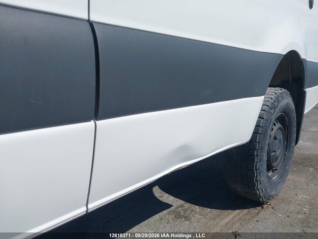 12618371 :رقم المزاد ، W1Y4NCVY5PP594018 vin ، 2023 Mercedes-benz Sprinter 2500 مزاد بيع
