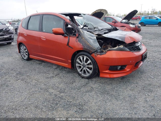 2013 Honda Fit Sport 5dr მანქანა იყიდება აუქციონზე, vin: LUCGE8H75D3005517, აუქციონის ნომერი: 12618391