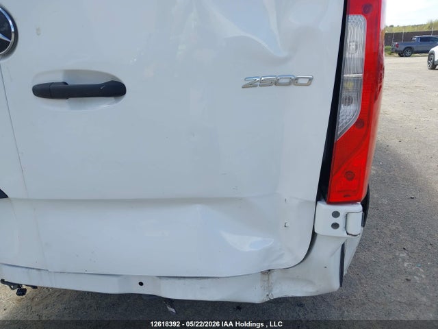 W1Y4KCHY0RP682997 Mercedes-Benz Sprinter 2500