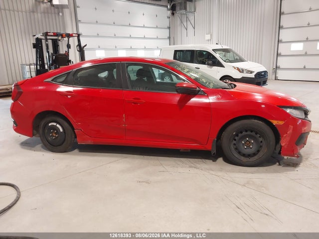 Honda Civic 2019 2HGFC2F72KH001653 Image 14