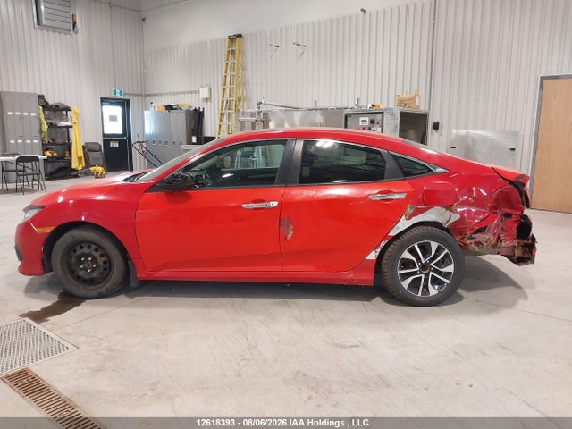 Honda Civic 2019 2HGFC2F72KH001653 Image 15