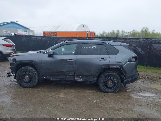 Продажа на аукционе авто 2020 Toyota Rav4 Le, vin: 2T3B1RFV5LC081544, номер лота: 12618396
