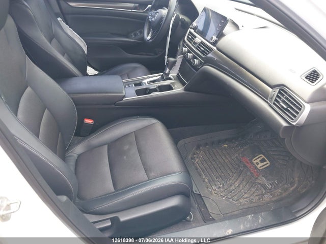 Aukcja sprzedaży 2018 Honda Accord Sport, vin: 1HGCV1F35JA807780, numer aukcji: 12618398
