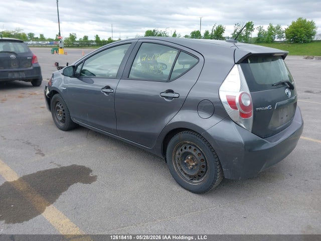 Auction sale of the 2014 Toyota Prius C, vin: JTDKDTB35E1082833, lot number: 12618418