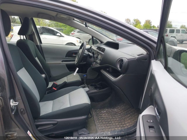 Auction sale of the 2014 Toyota Prius C, vin: JTDKDTB35E1082833, lot number: 12618418