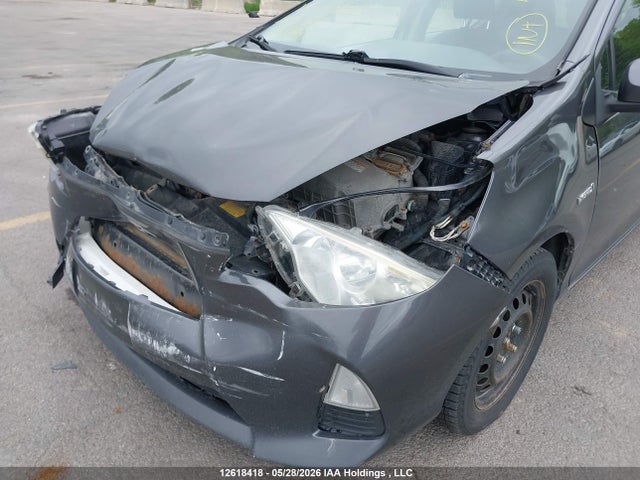 Auction sale of the 2014 Toyota Prius C, vin: JTDKDTB35E1082833, lot number: 12618418