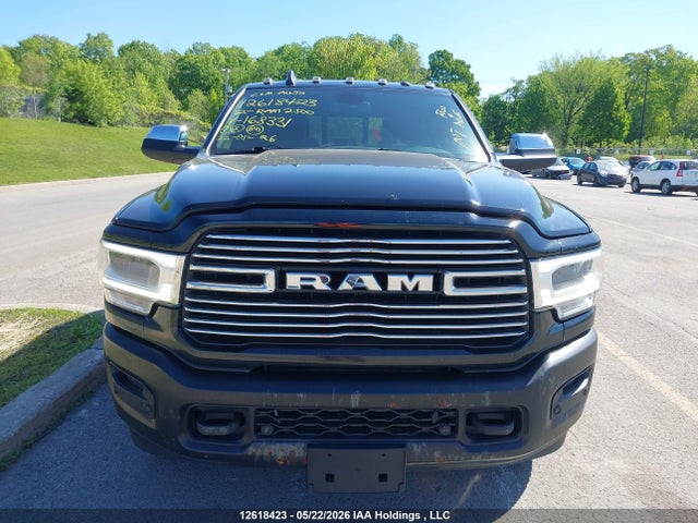 12618423 :رقم المزاد ، 3C6UR5FL5NG168331 vin ، 2022 Ram 2500 Laramie مزاد بيع
