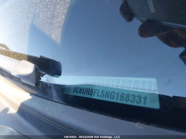 12618423 :رقم المزاد ، 3C6UR5FL5NG168331 vin ، 2022 Ram 2500 Laramie مزاد بيع
