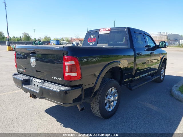 12618423 :رقم المزاد ، 3C6UR5FL5NG168331 vin ، 2022 Ram 2500 Laramie مزاد بيع