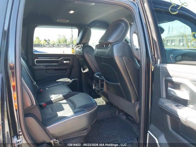 12618423 :رقم المزاد ، 3C6UR5FL5NG168331 vin ، 2022 Ram 2500 Laramie مزاد بيع
