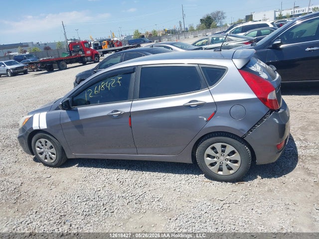 KMHCT5AE4GU238203 Hyundai ACCENT SE