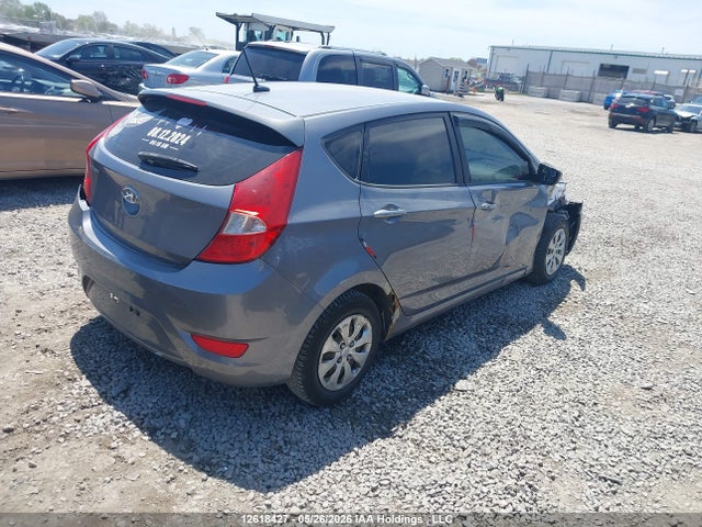 KMHCT5AE4GU238203 Hyundai ACCENT SE