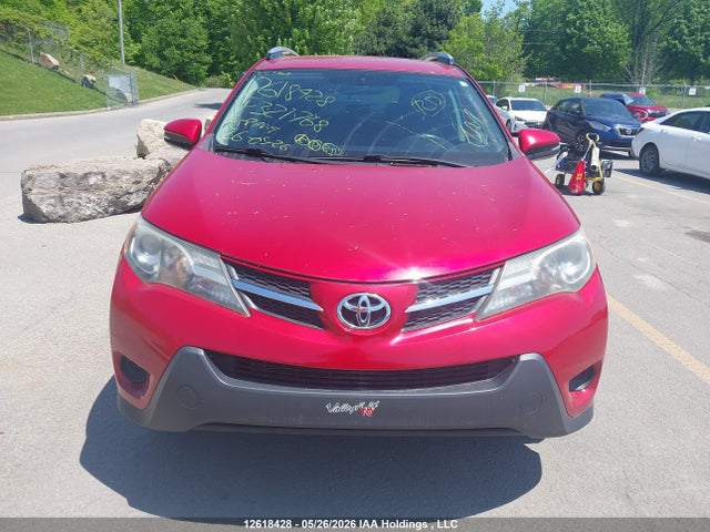 12618428 :رقم المزاد ، 2T3BFREV4FW321768 vin ، 2015 Toyota Rav4 مزاد بيع