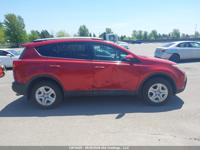12618428 :رقم المزاد ، 2T3BFREV4FW321768 vin ، 2015 Toyota Rav4 مزاد بيع