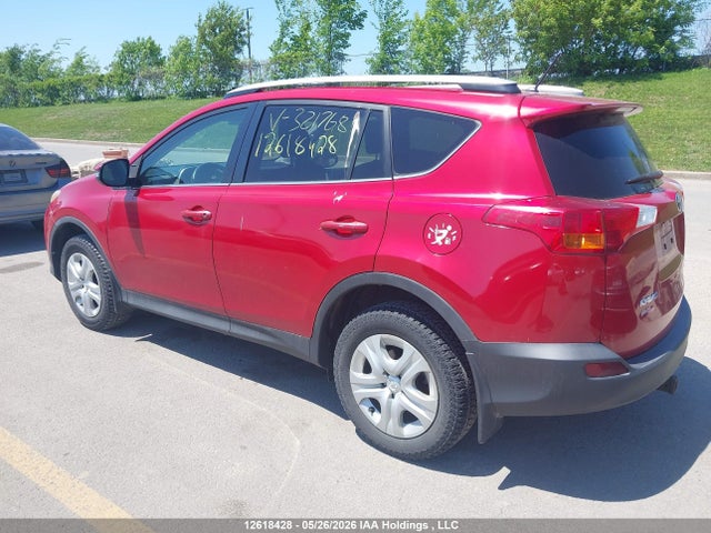 12618428 :رقم المزاد ، 2T3BFREV4FW321768 vin ، 2015 Toyota Rav4 مزاد بيع