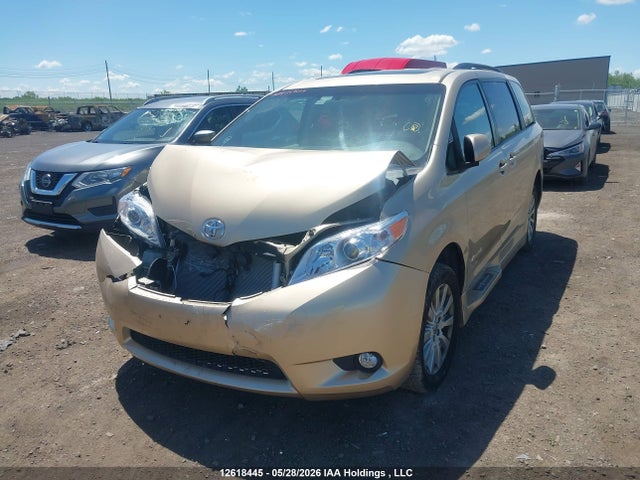 2013 Toyota Sienna Xle V6 მანქანა იყიდება აუქციონზე, vin: 5TDYK3DCXDS331495, აუქციონის ნომერი: 12618445