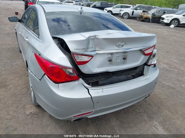 2013 Hyundai Sonata Se/limited მანქანა იყიდება აუქციონზე, vin: 5NPEC4ACXDH781745, აუქციონის ნომერი: 12618470