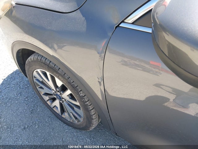 1FMCU9J93MUA74994 Ford Escape Titanium