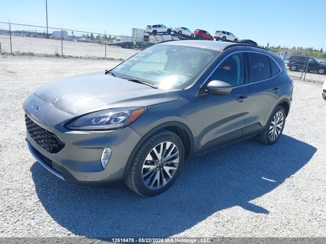 1FMCU9J93MUA74994 Ford Escape Titanium