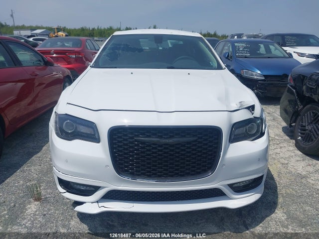 12618487 :رقم المزاد ، 2C3CCASG2NH260055 vin ، 2022 Chrysler 300 Touring L مزاد بيع