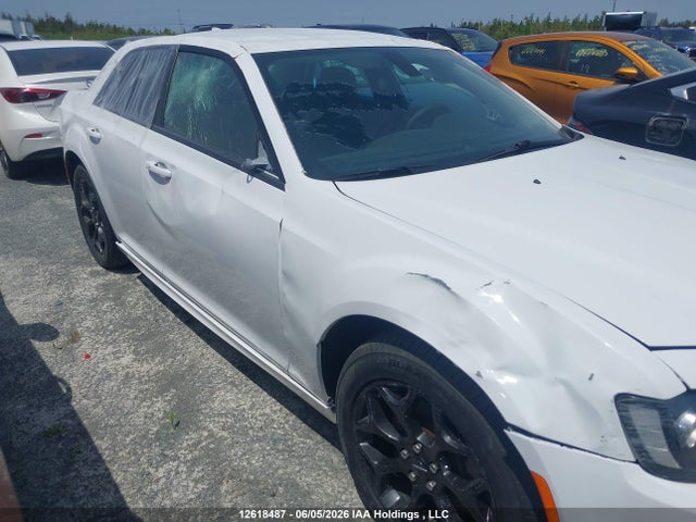 12618487 :رقم المزاد ، 2C3CCASG2NH260055 vin ، 2022 Chrysler 300 Touring L مزاد بيع