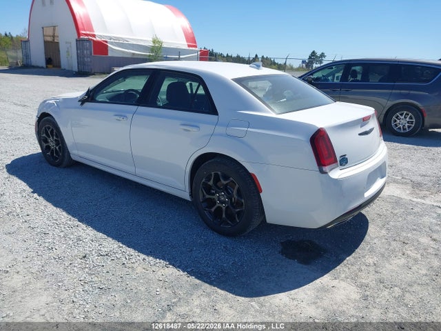 12618487 :رقم المزاد ، 2C3CCASG2NH260055 vin ، 2022 Chrysler 300 Touring L مزاد بيع