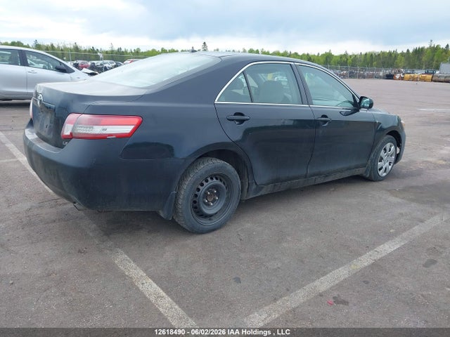 2010 Toyota Camry Se/le/xle მანქანა იყიდება აუქციონზე, vin: 4T1BF3EKXAU506279, აუქციონის ნომერი: 12618490