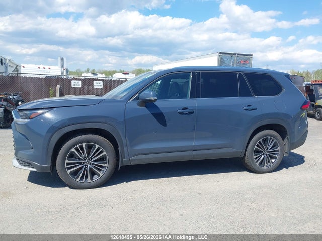 12618495 :رقم المزاد ، 5TDADAB50RS003627 vin ، 2024 Toyota Grand Highlander Hybrid Platinum مزاد بيع