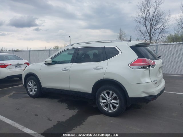 Продажа на аукционе авто 2015 Nissan Rogue S/sl/sv, vin: 5N1AT2MV2FC891862, номер лота: 12606243