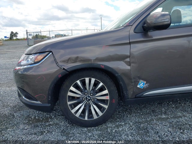 2020 Mitsubishi Outlander Es/ex/ex-l მანქანა იყიდება აუქციონზე, vin: JA4AZ2A3XLZ615115, აუქციონის ნომერი: 12618506