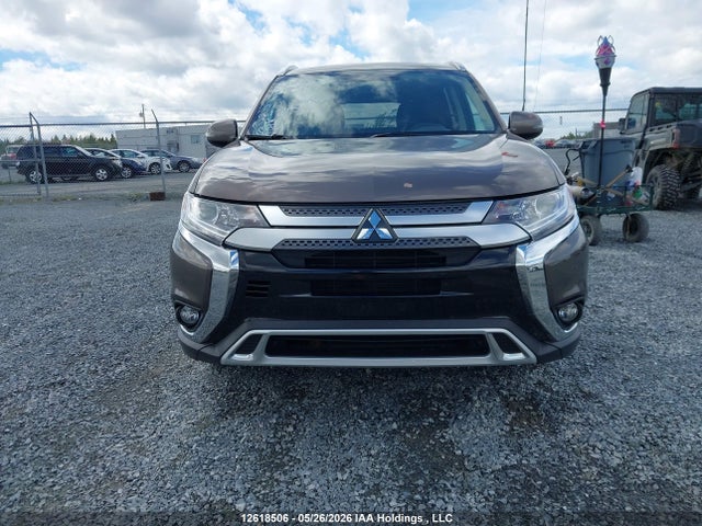 2020 Mitsubishi Outlander Es/ex/ex-l მანქანა იყიდება აუქციონზე, vin: JA4AZ2A3XLZ615115, აუქციონის ნომერი: 12618506