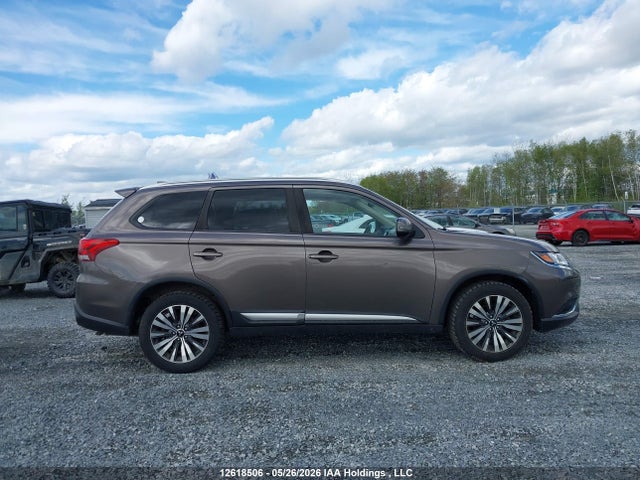 2020 Mitsubishi Outlander Es/ex/ex-l მანქანა იყიდება აუქციონზე, vin: JA4AZ2A3XLZ615115, აუქციონის ნომერი: 12618506