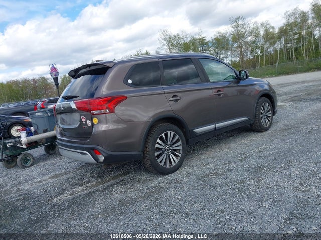 2020 Mitsubishi Outlander Es/ex/ex-l მანქანა იყიდება აუქციონზე, vin: JA4AZ2A3XLZ615115, აუქციონის ნომერი: 12618506