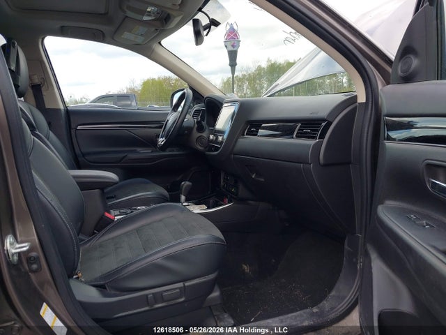 2020 Mitsubishi Outlander Es/ex/ex-l მანქანა იყიდება აუქციონზე, vin: JA4AZ2A3XLZ615115, აუქციონის ნომერი: 12618506