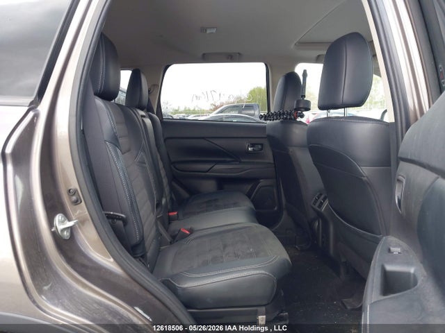 2020 Mitsubishi Outlander Es/ex/ex-l მანქანა იყიდება აუქციონზე, vin: JA4AZ2A3XLZ615115, აუქციონის ნომერი: 12618506