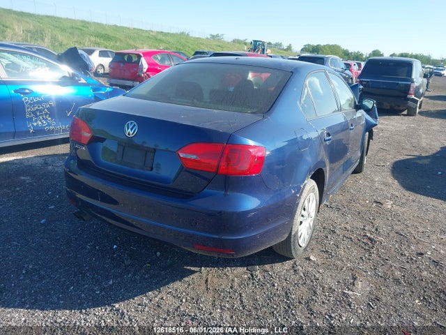 3VW2K7AJ2EM245483 Volkswagen JETTA S
