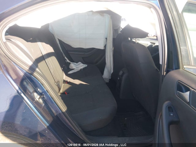 3VW2K7AJ2EM245483 Volkswagen JETTA S