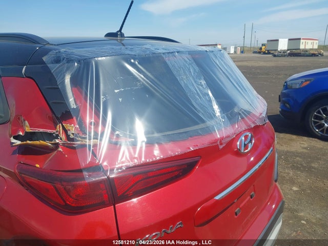 KM8K3CA52MU725637 Hyundai Kona Trend Awd With Two-tone Roof