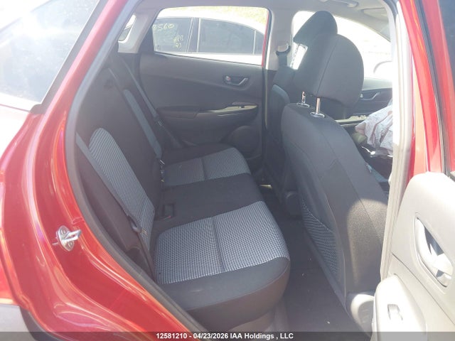 KM8K3CA52MU725637 Hyundai Kona Trend Awd With Two-tone Roof