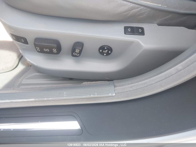 2001 Bmw 740i მანქანა იყიდება აუქციონზე, vin: WBAGG83491DN84168, აუქციონის ნომერი: 12618523