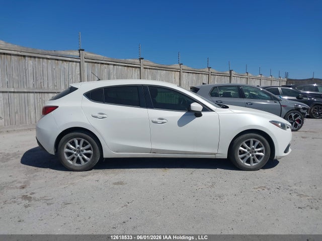 3MZBM1L7XFM185477 Mazda Mazda3 Gs