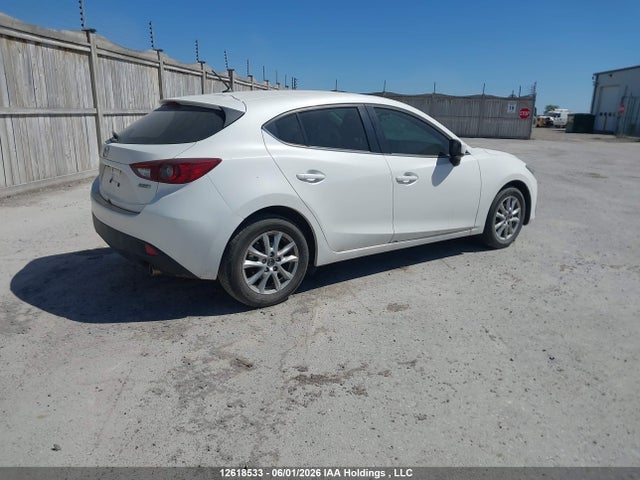3MZBM1L7XFM185477 Mazda Mazda3 Gs