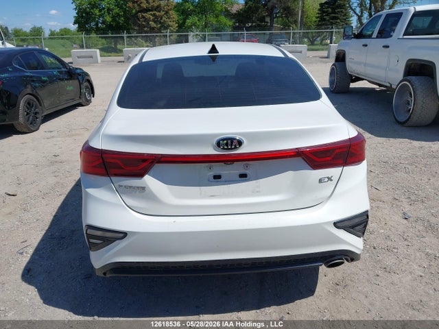 KIA Forte 2019 3KPF54AD9KE122029 Image 16