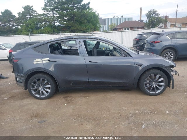 Tesla Model Y Long Range 2021 5YJYGDEE2MF259879 Image 14