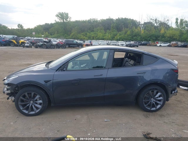 Tesla Model Y Long Range 2021 5YJYGDEE2MF259879 Image 15